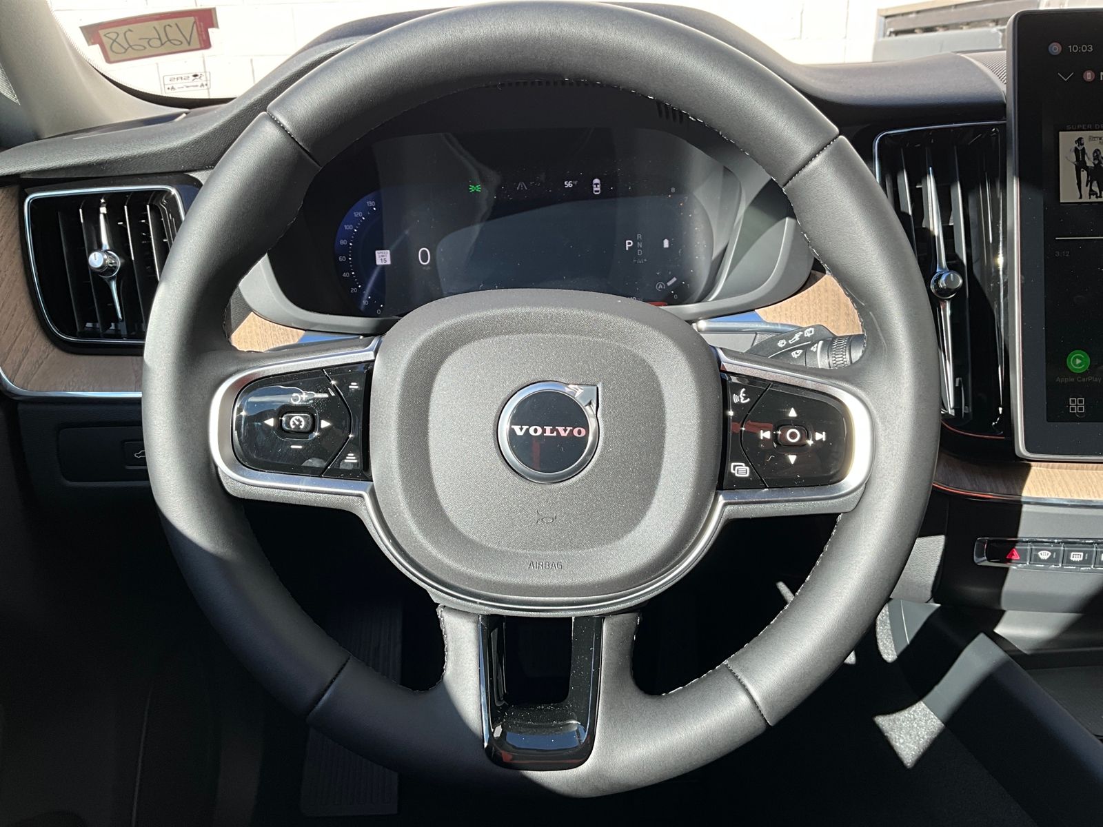 2026 Volvo XC60 Plus - Photo 15
