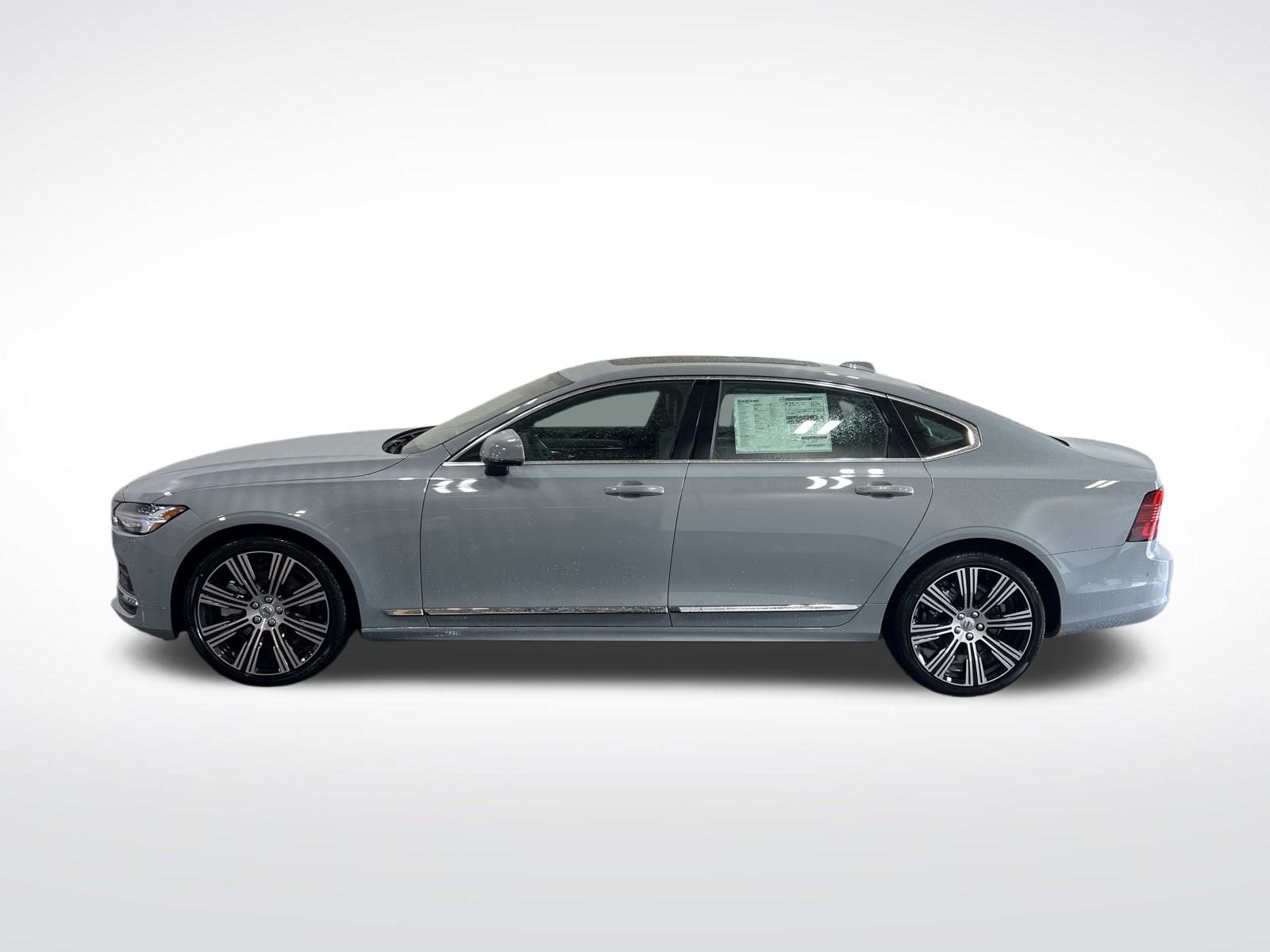 2024 Volvo S90 Ultimate photo 2