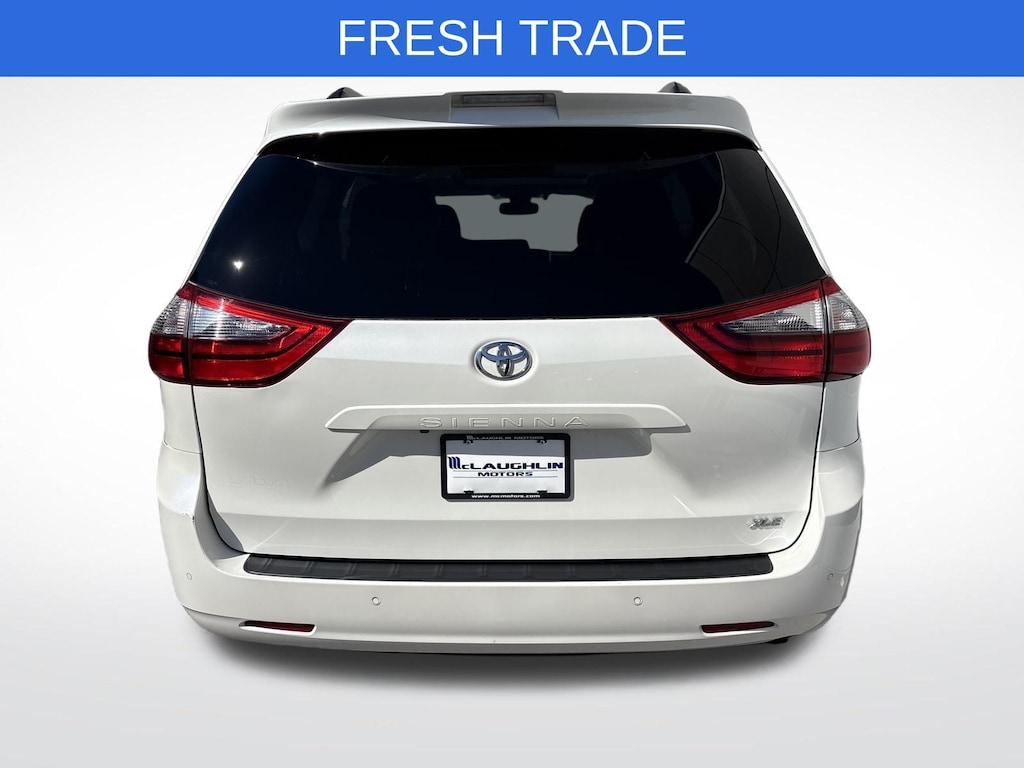 Used 2020 Toyota Sienna XLE Minivan/Van