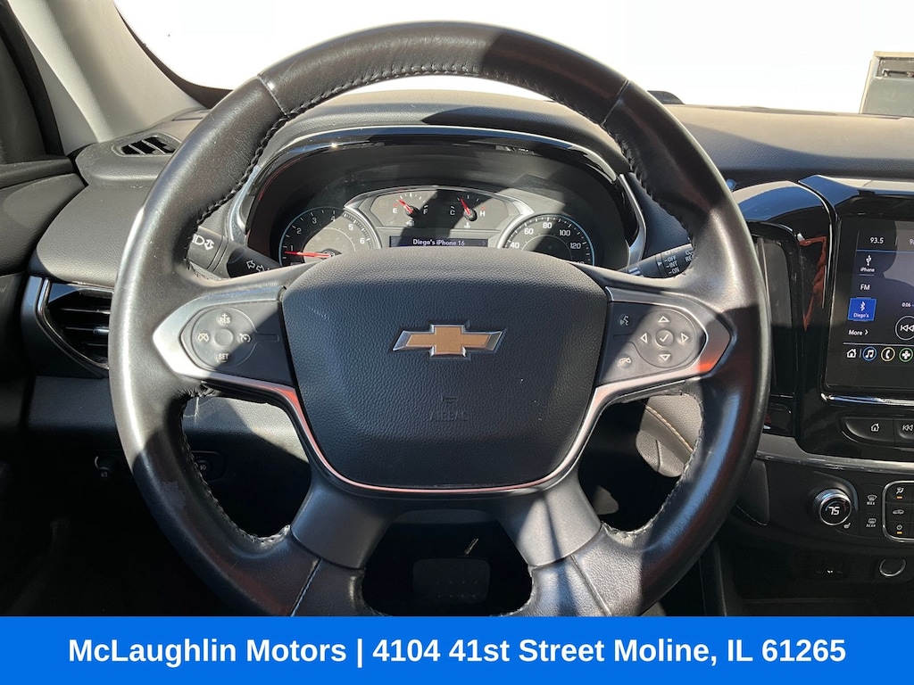 Used 2020 Chevrolet Traverse LT SUV