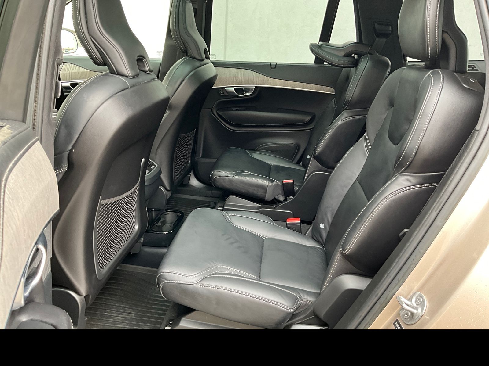 2023 Volvo XC90 Ultimate - Photo 10