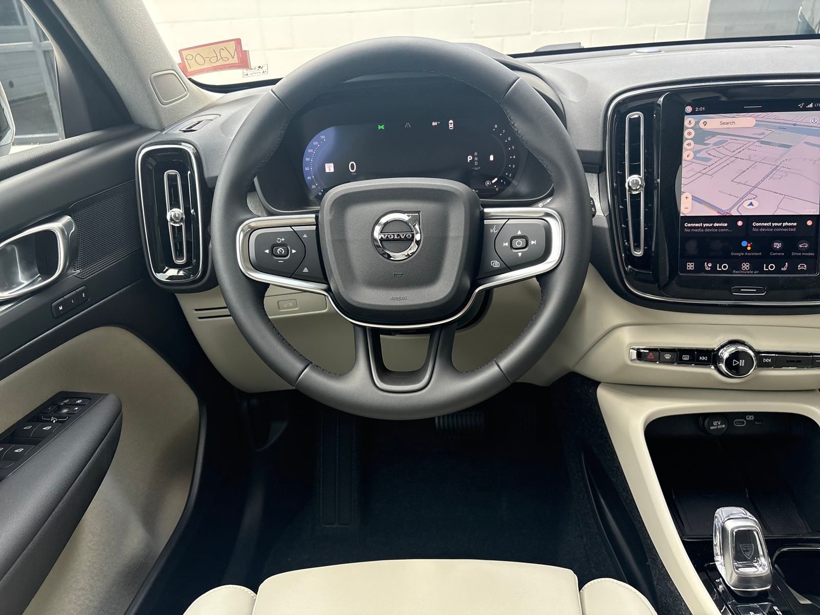 2026 Volvo XC40 Plus - Photo 14
