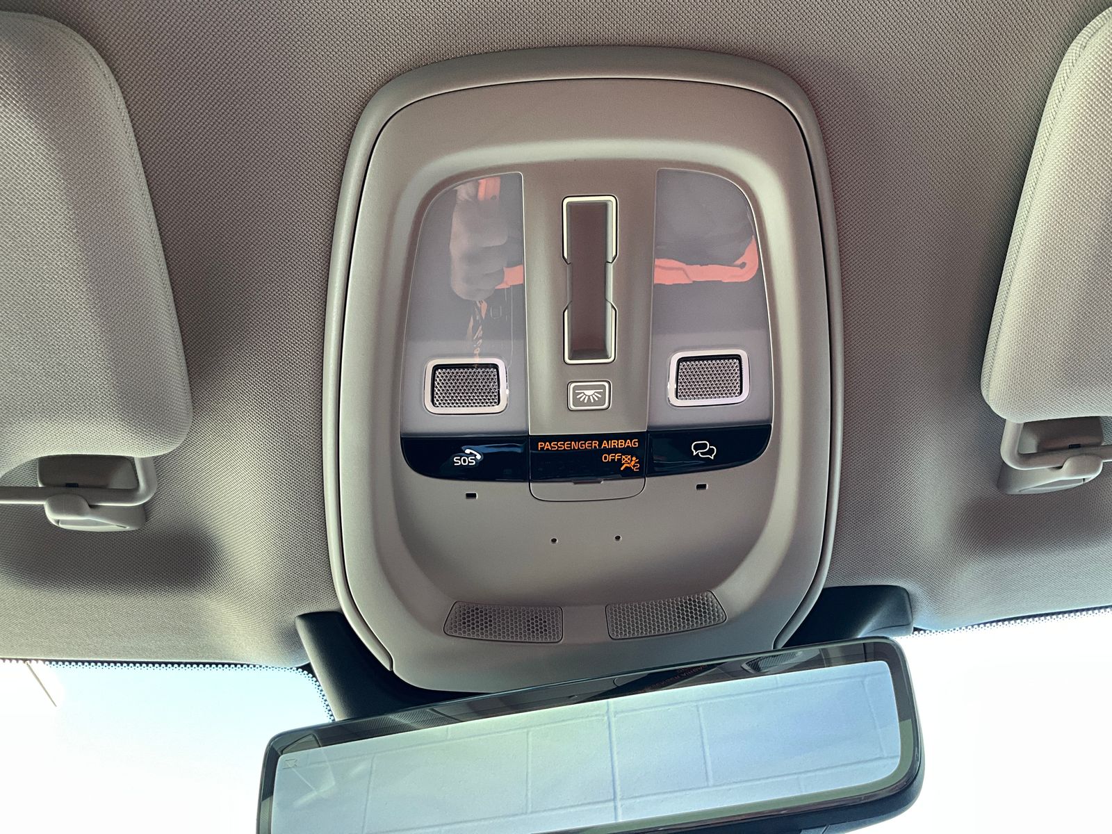2025 Volvo XC90 Plus - Photo 19