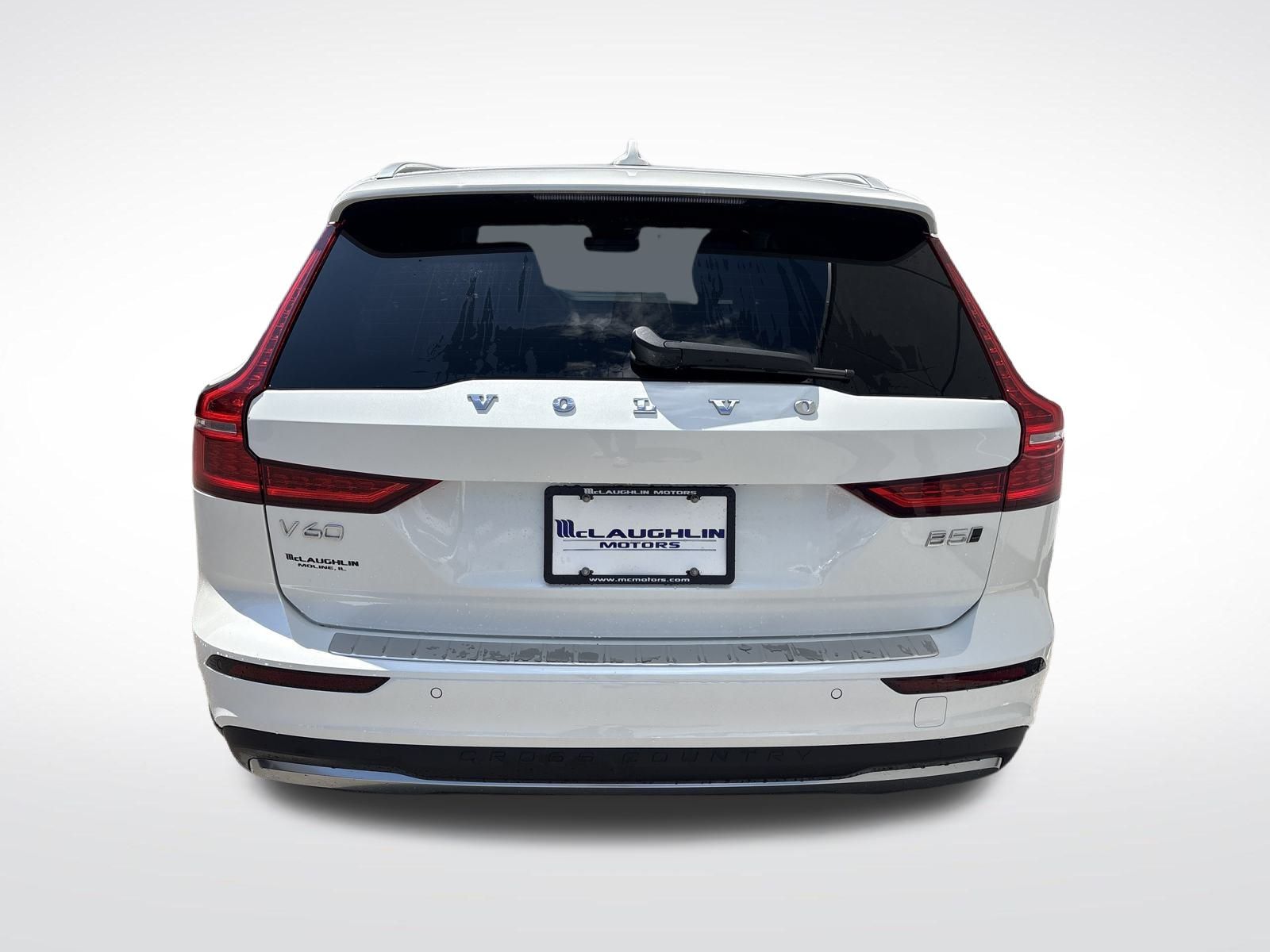 2025 Volvo V60 Cross Country B5 Plus photo 4