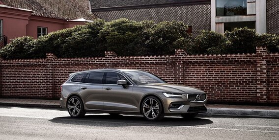 Volvo V60 Trim Options Momentum Vs Inscription Vs R Design 19 Mclaughlin Volvo Cars