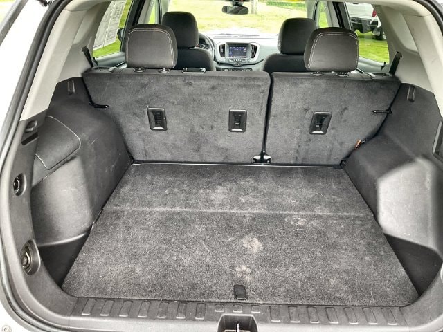 2024 GMC Terrain SLE - Photo 19