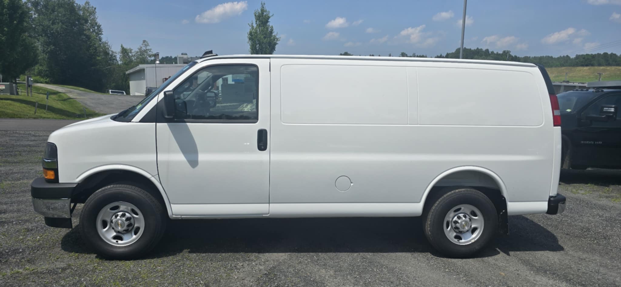 2025 Chevrolet Express Cargo 2500 Van photo 2