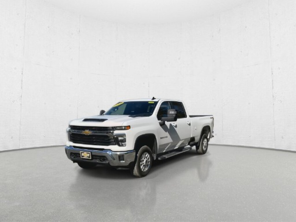 Used 2026 Chevrolet Silverado 2500 HD LT Truck Crew Cab
