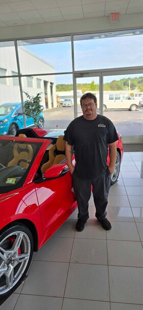 Staff member Josh Elliot from ID_993dbda845e9