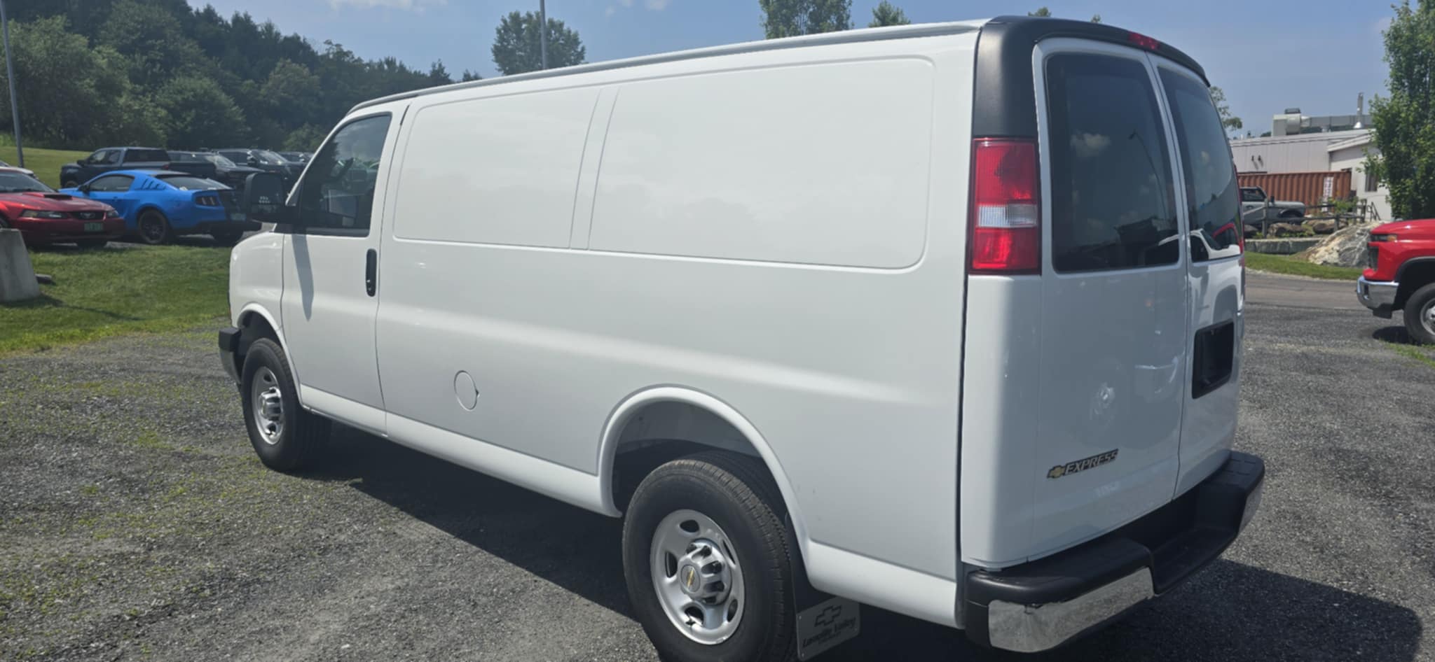 2025 Chevrolet Express Cargo 2500 Van photo 3