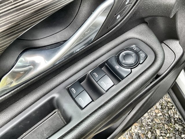 2024 GMC Terrain SLE - Photo 15