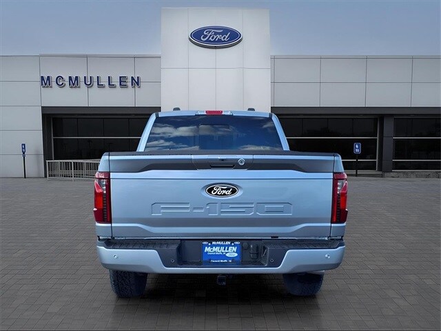 2025 Ford F-150 XLT photo 4