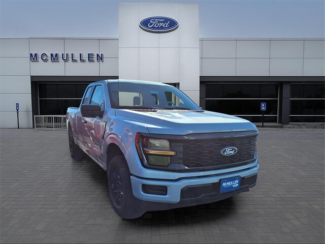 2025 Ford F-150 STX photo 2