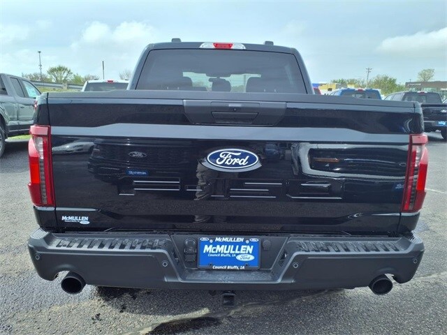 2025 Ford F-150 XLT photo 4