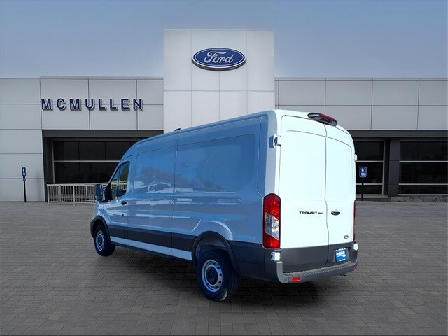 2026 Ford Transit photo 3
