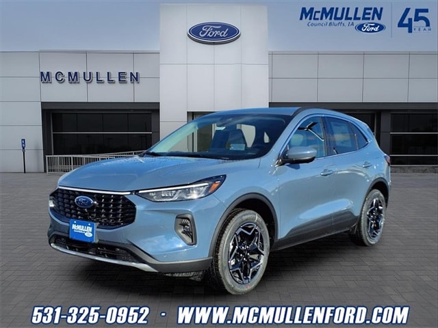 2026 Ford Escape Platinum's photo