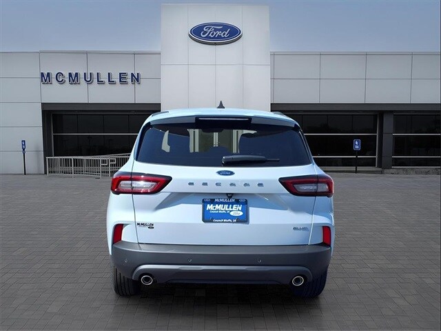 2025 Ford Escape ST-Line photo 4