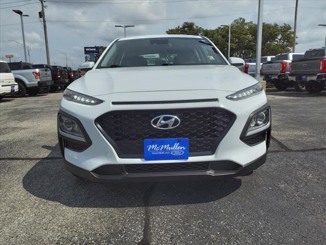 Used 2021 Hyundai Kona SE with VIN KM8K12AA2MU655232 for sale in Council Bluffs, IA