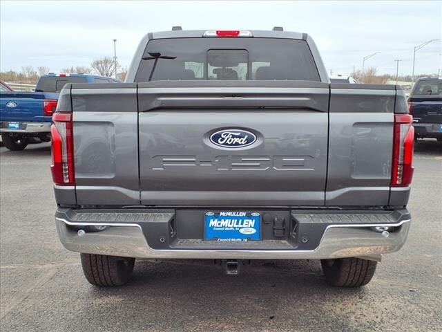 2025 Ford F-150 Lariat photo 4