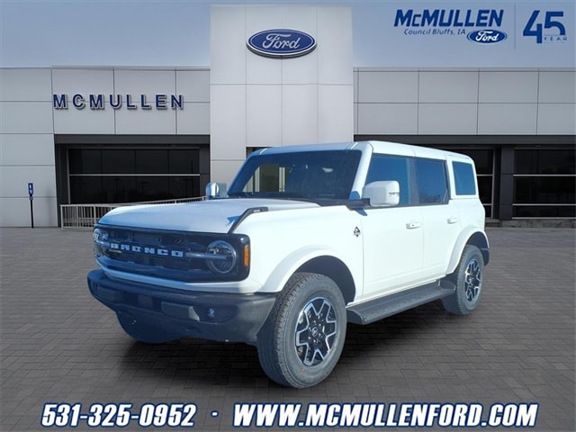 2025 Ford Bronco 4-Door Outer Banks's photo