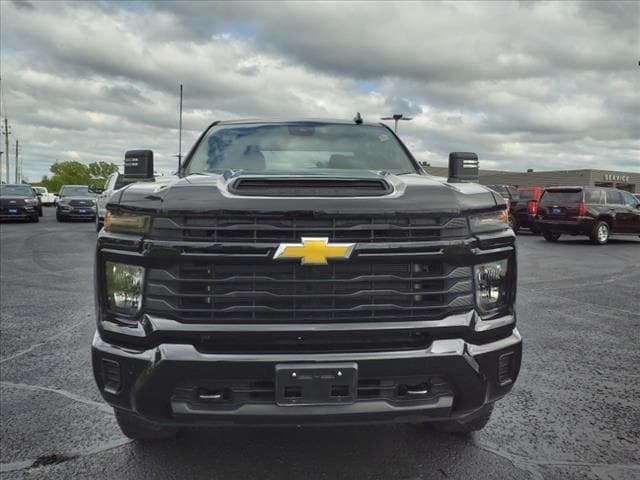 Used 2024 Chevrolet Silverado 2500HD Custom with VIN 2GC4YME74R1115760 for sale in Council Bluffs, IA