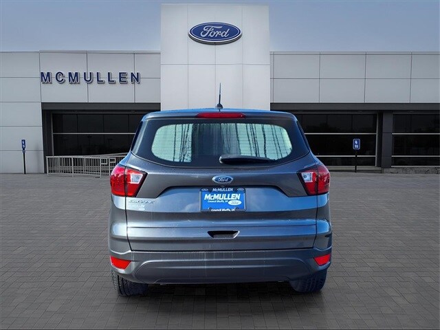 2019 Ford Escape S photo 4