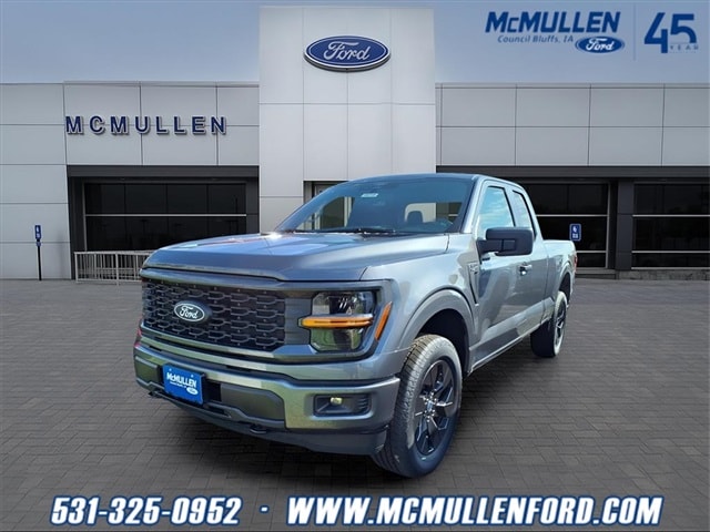 2025 Ford F-150 STX's photo