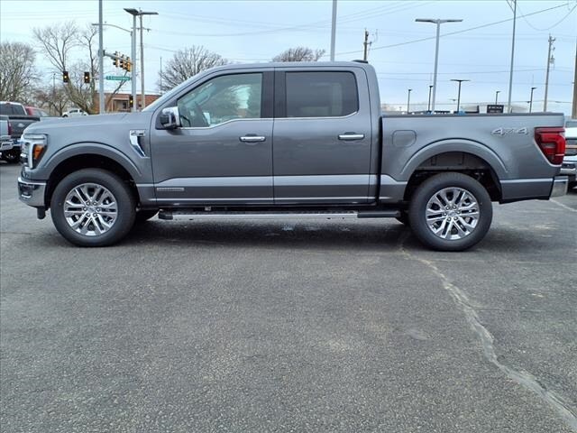 2025 Ford F-150 Lariat photo 2