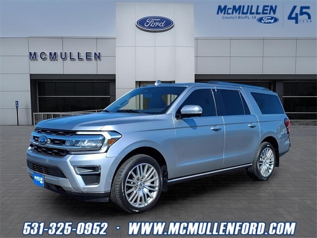 2022 Ford Expedition Limited's photo