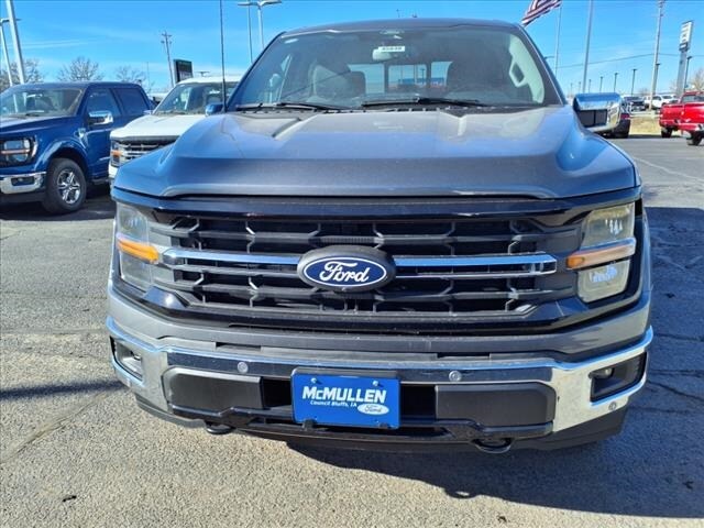 2025 Ford F-150 XLT photo 2