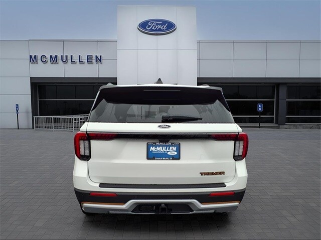 2026 Ford Explorer photo 3