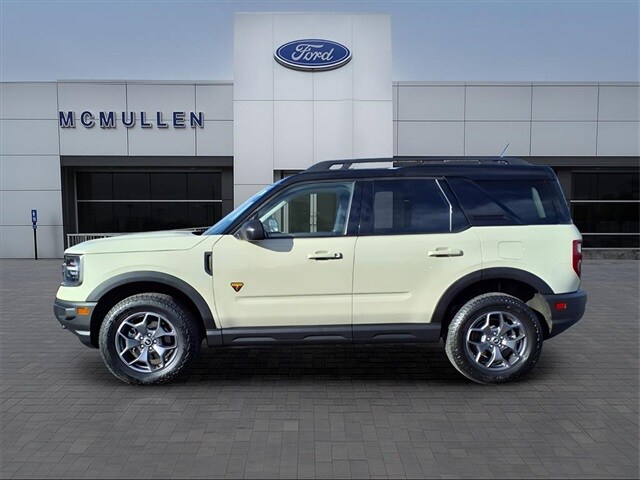 2024 Ford Bronco Sport Badlands photo 2
