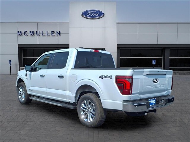 2025 Ford F-150 Lariat photo 3