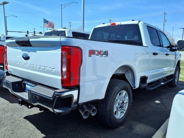 2025 Ford F-250 photo 4
