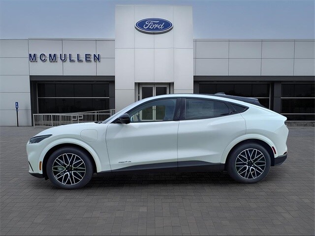 2025 Ford Mustang Mach-E Premium photo 2