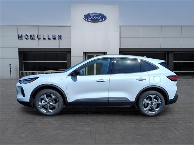 2025 Ford Escape ST-Line photo 2