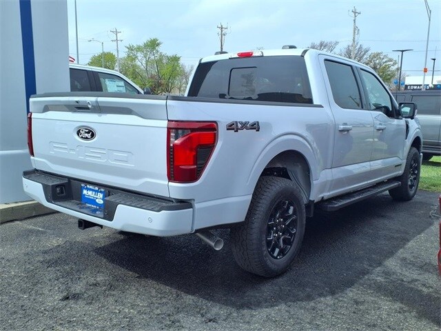 2025 Ford F-150 XLT photo 4