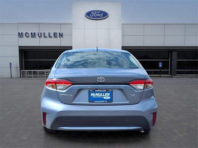 2022 Toyota Corolla LE photo 4
