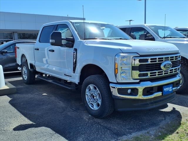 2025 Ford F-250 photo 3