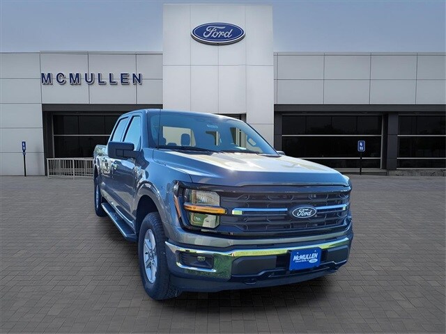 2025 Ford F-150 XLT photo 2