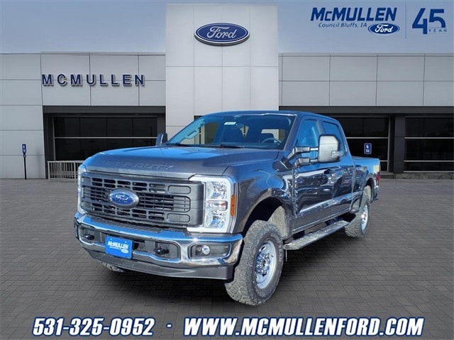 2026 Ford F-250 Super Duty XL's photo