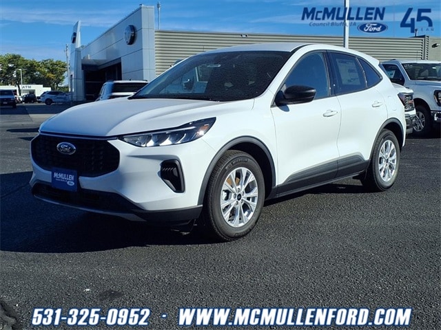 2025 Ford Escape Active's photo