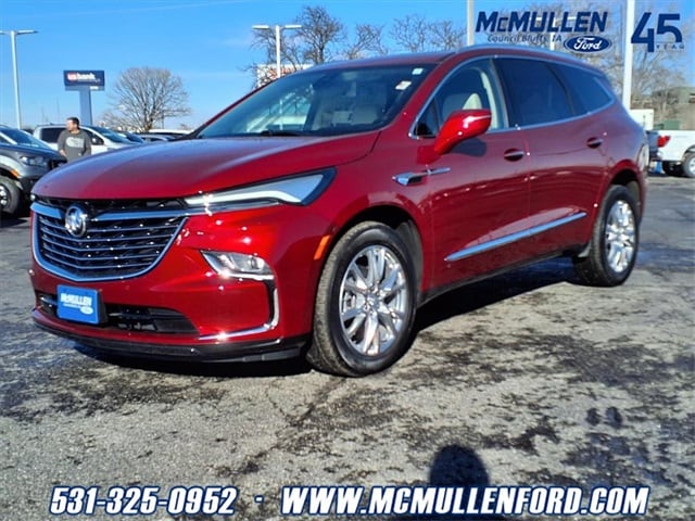 2023 Buick Enclave Premium's photo