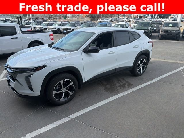 2025 Chevrolet Trax RS