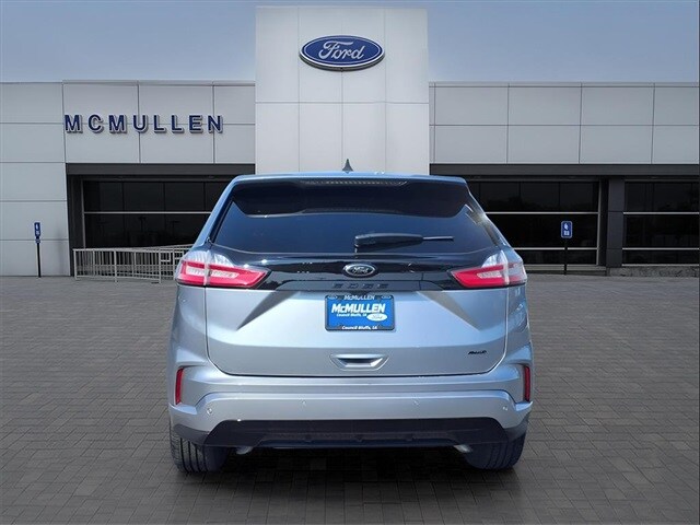 2024 Ford Edge SE photo 3