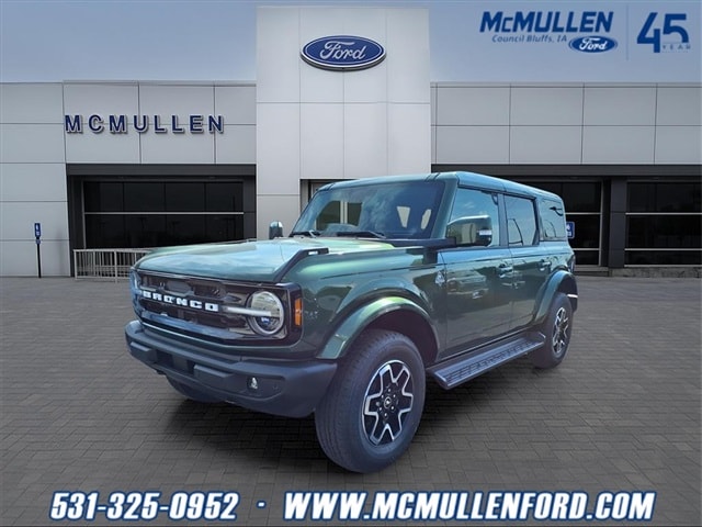 2025 Ford Bronco 4-Door Outer Banks's photo