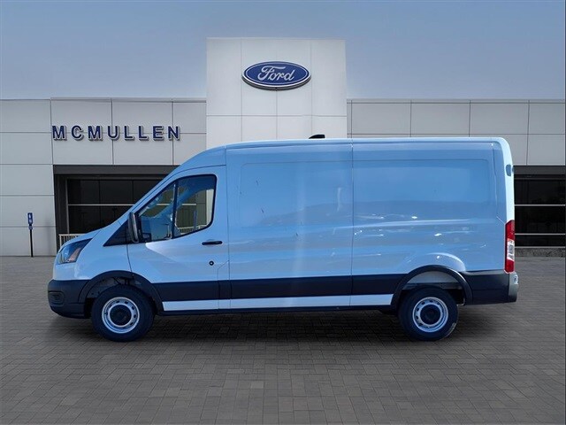 2026 Ford Transit photo 2