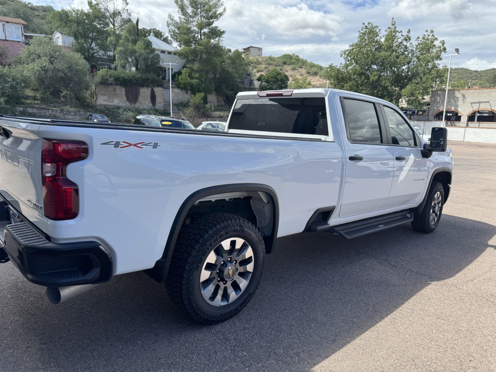 2024 Chevrolet Silverado 2500HD Custom - Photo 3