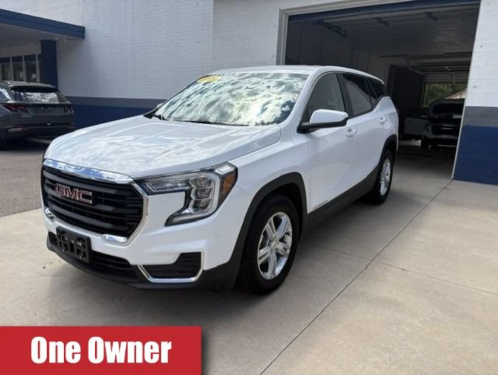 Used 2024 GMC Terrain SLE SUV