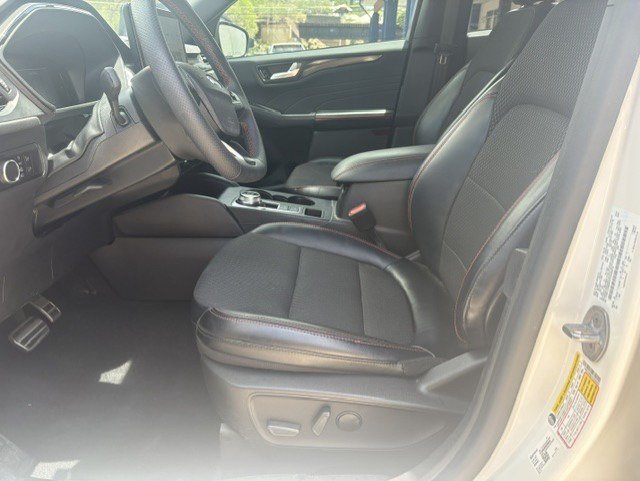 2023 Ford Escape ST-Line - Photo 10